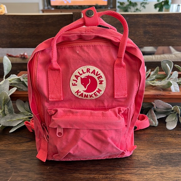 Fjallraven Handbags - FJALLEAVEN KÅNKEN MINI peach pink